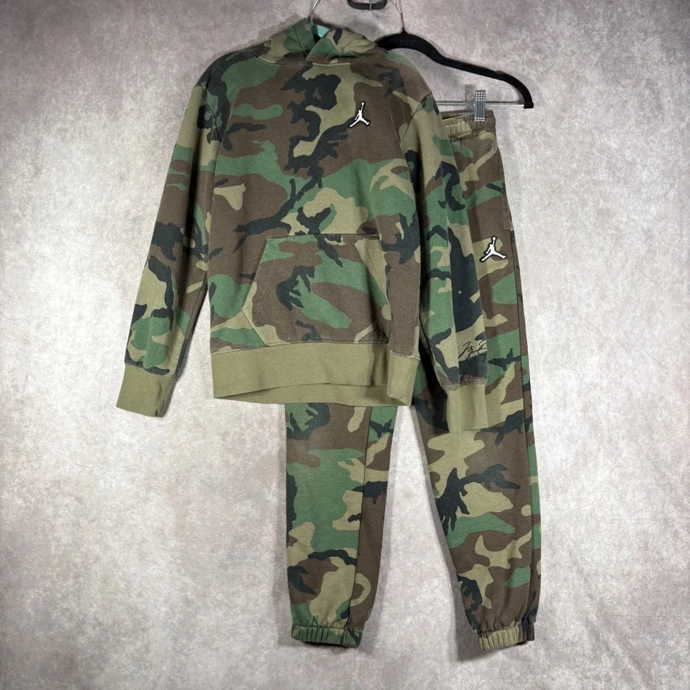 Jordan Essentials Camo Fleece Hoodie Jogger Set Boys M Kids Green Brown Jumpman